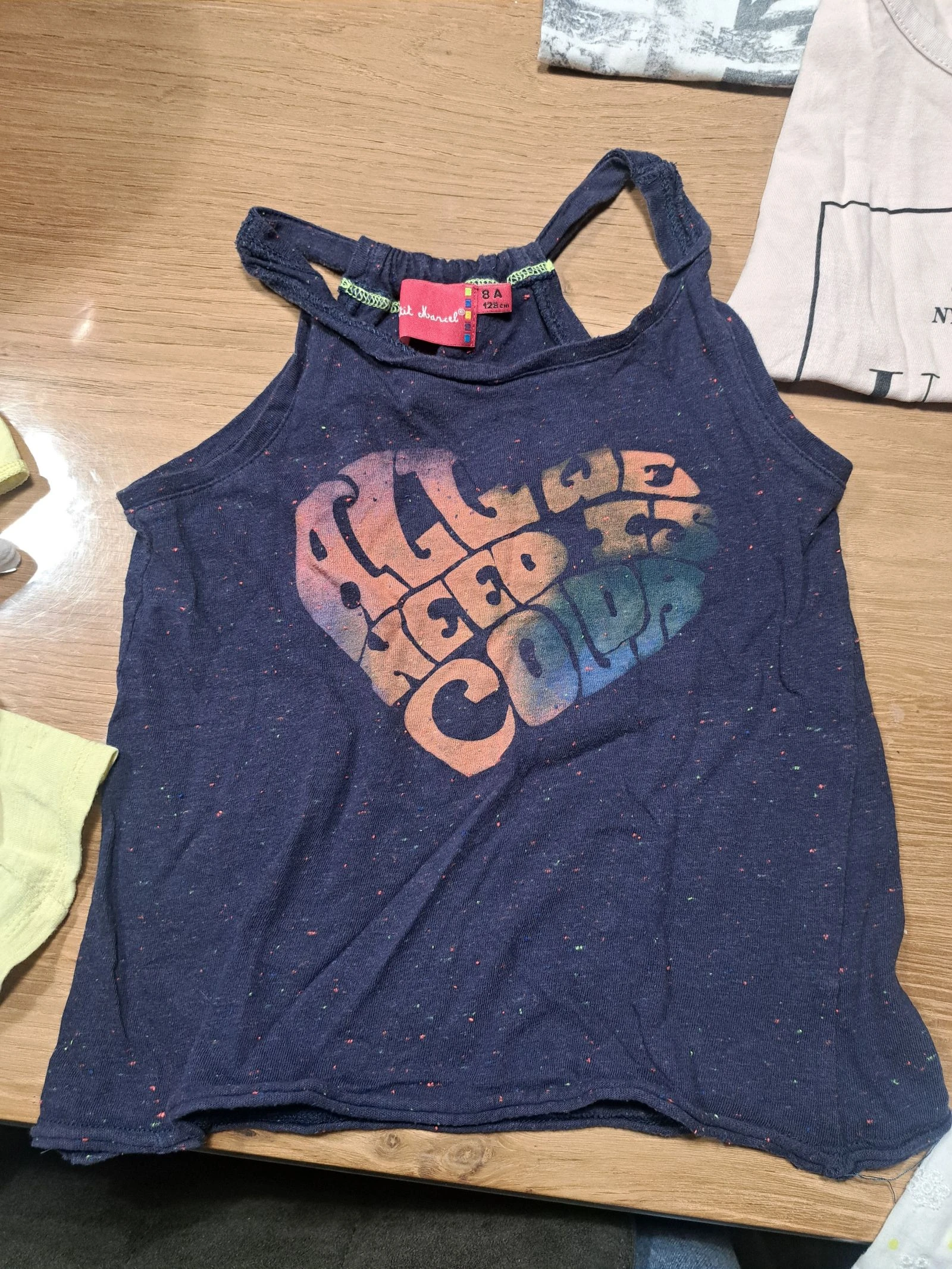 Lot of 14 summer clothes for an 8-year-old girl – photo 4